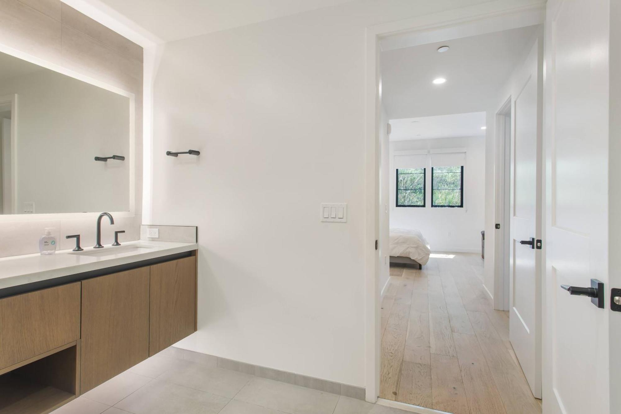 The Hills Property Management Los Angeles Exterior foto